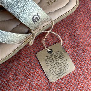 Born Shoes - Gold Born sandal Born Shoes - Gold Born sandal